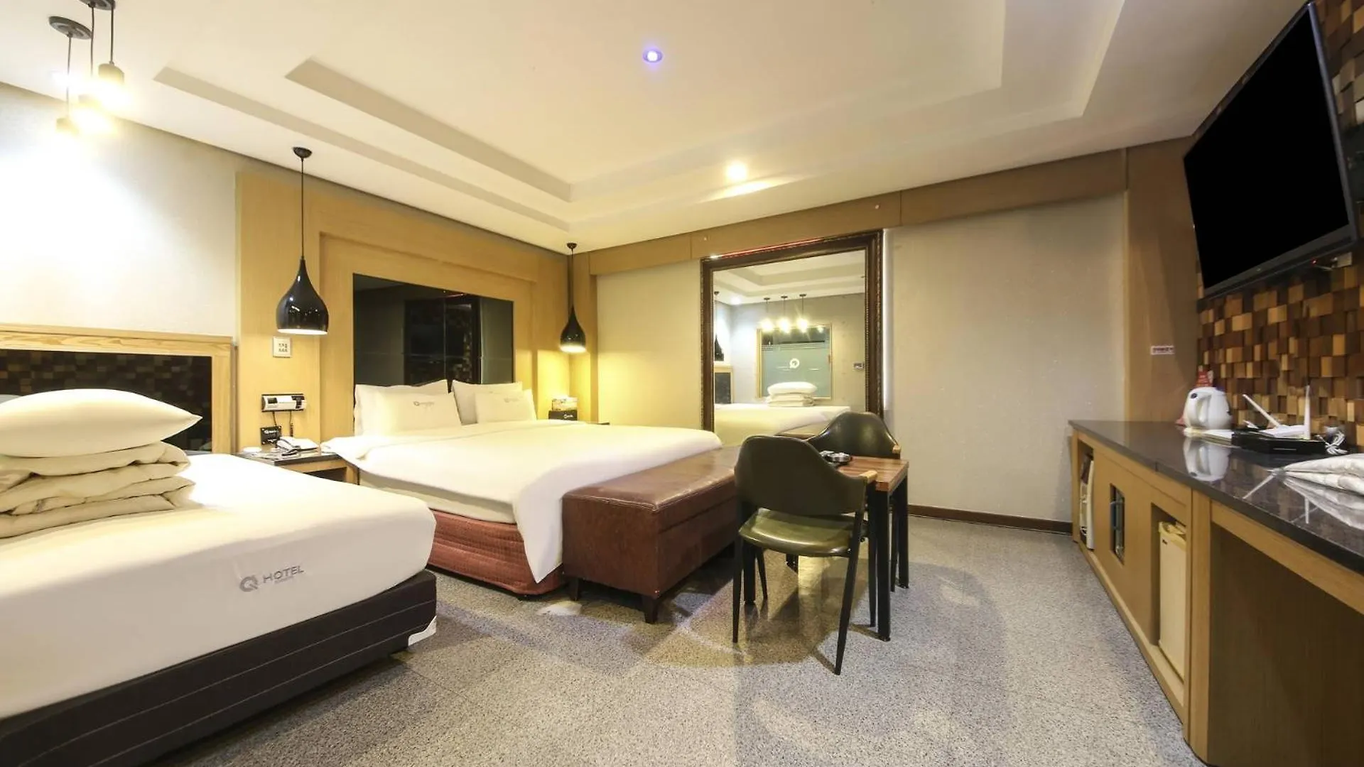 Q5 Hotel Busan Songdo 3*,  Южная Корея