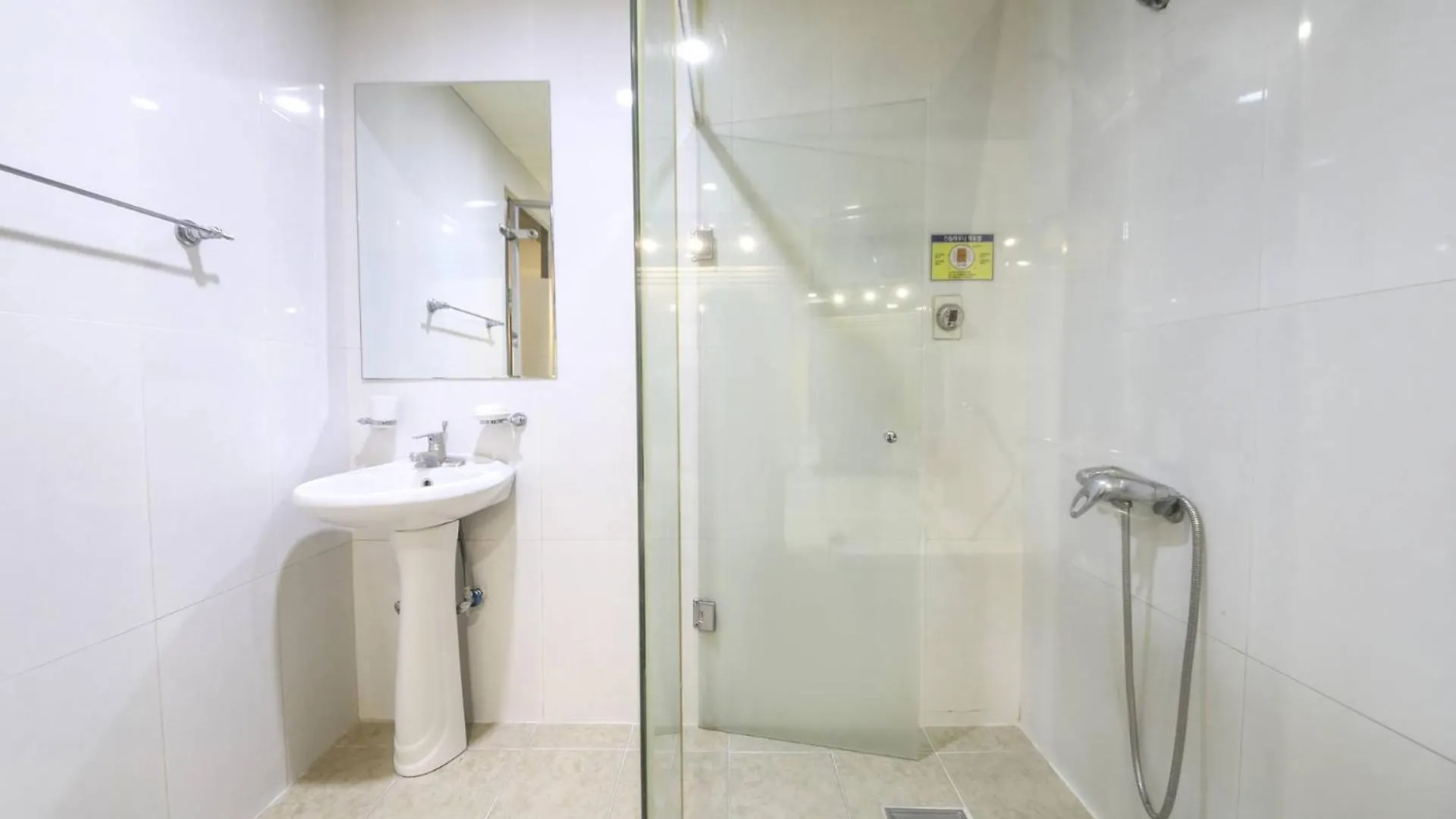 Q5 Hotel Busan Songdo